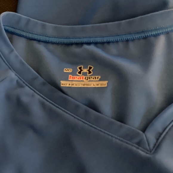 Under Armour Heat Gear Shirt - Picture 5 of 7